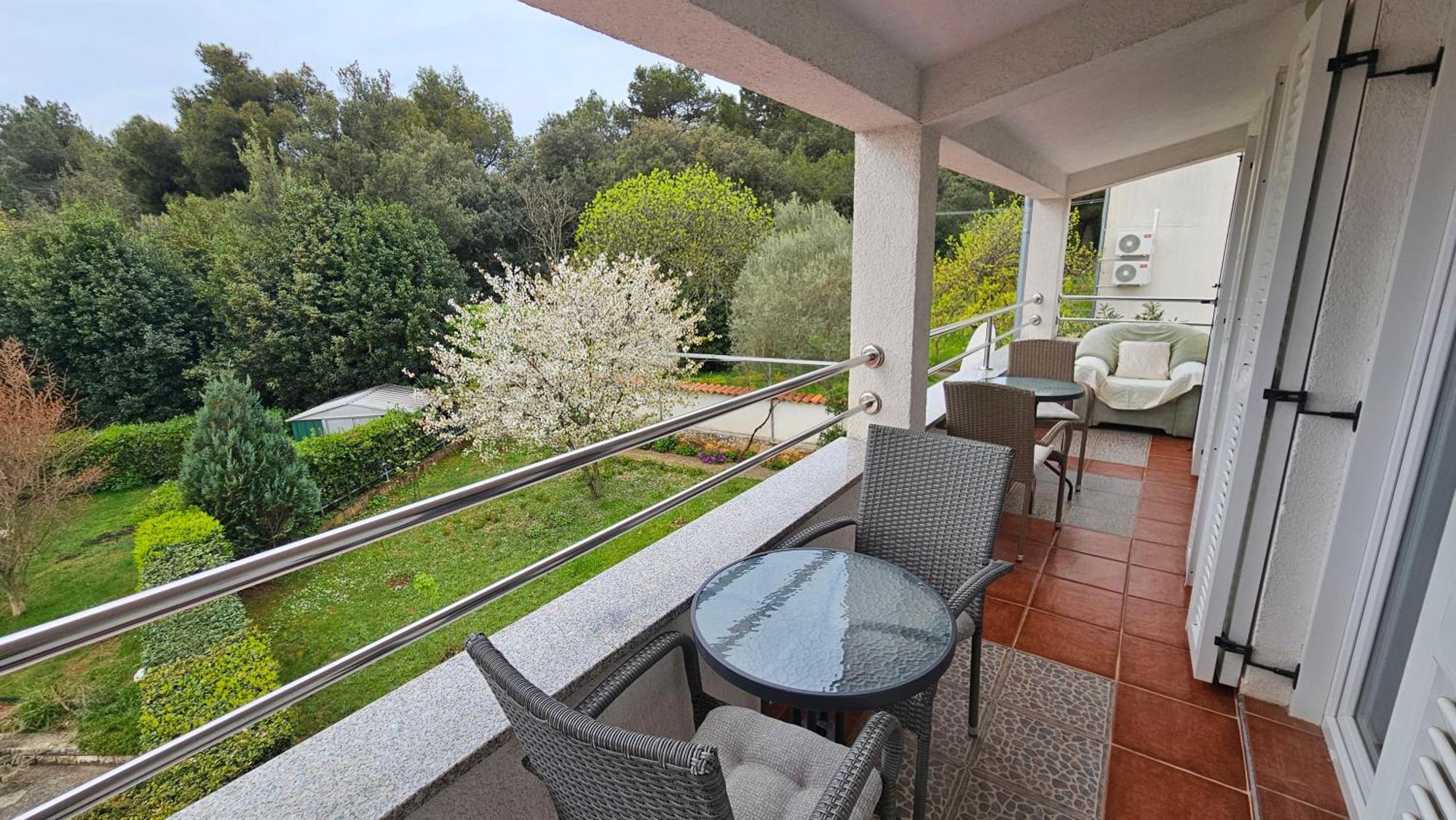 Apartments Betty Borik Rovinj Bagian luar foto